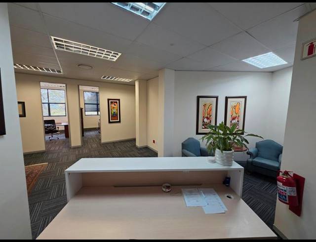 BUSINESS PROPERTY TO RENT IN PYRAMID A H